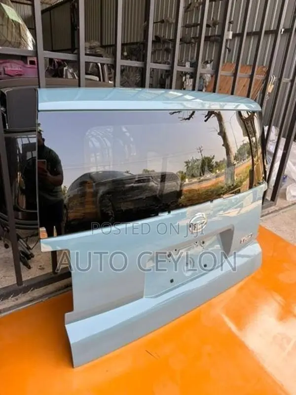 Daihatsu Taft Tarft Dicky Door Shell Grill Back