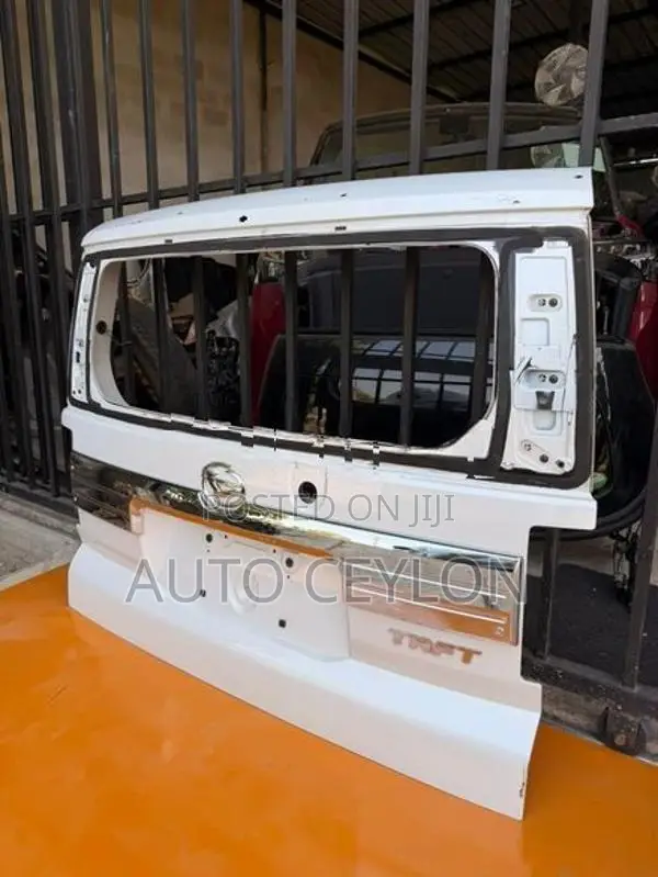 Daihatsu Taft Tarft Dicky Door Shell Grill Back