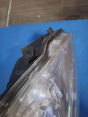 Prius 30 Scoop Head Lamp