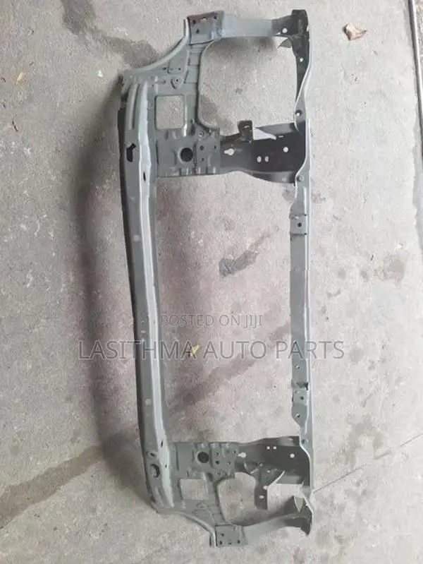Hilux Revo Nosecut Panel