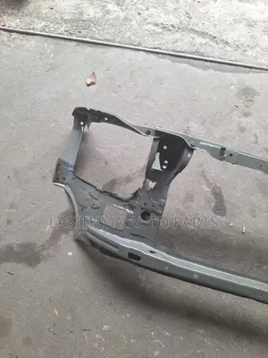 Hilux Revo Nosecut Panel