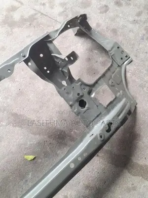 Hilux Revo Nosecut Panel