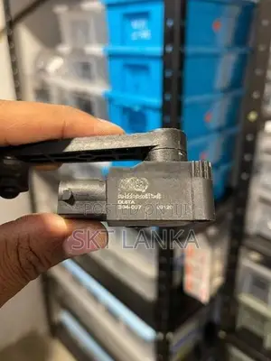 Genuine New Discovery 4 suspension height level sensor