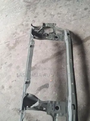 Hilux Revo Nosecut Panel