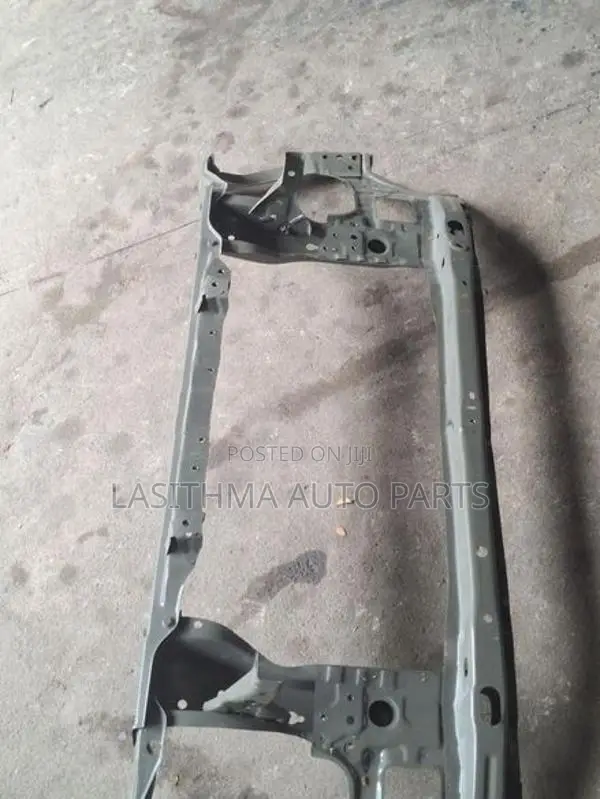Hilux Revo Nosecut Panel