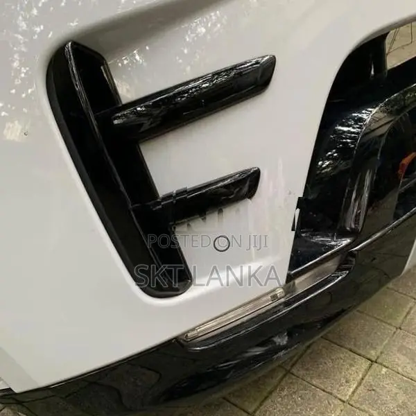 Genuine Discovery 5 L462 2019 Facecut bumper headlight bonnet fender