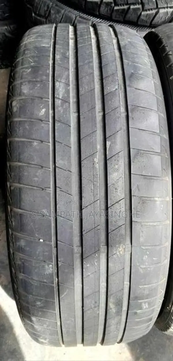 225×45×18 Tyre Set