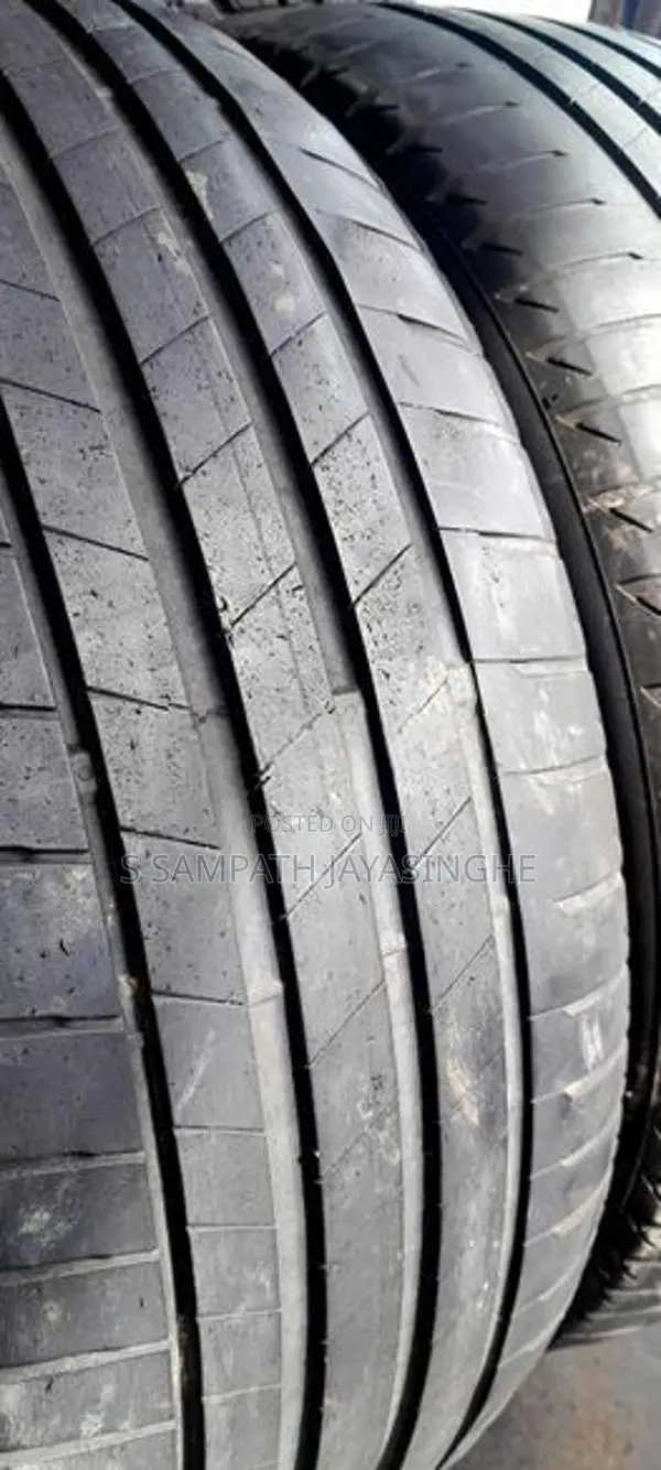 225×45×18 Tyre Set
