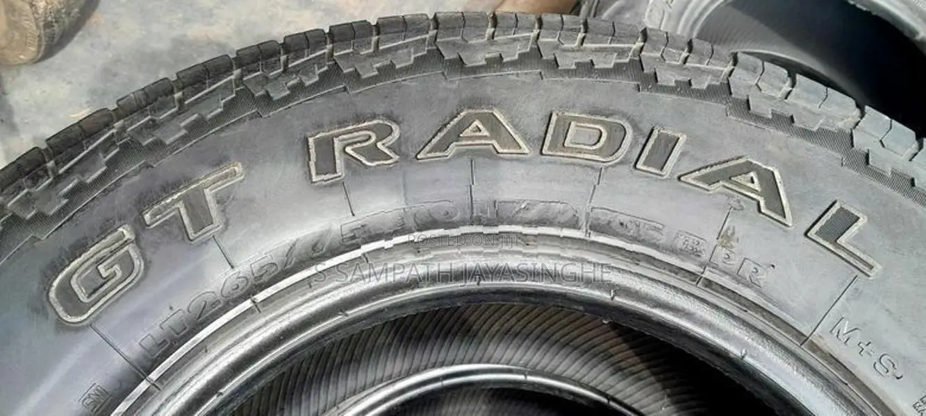 265×70×16 Tyre Set