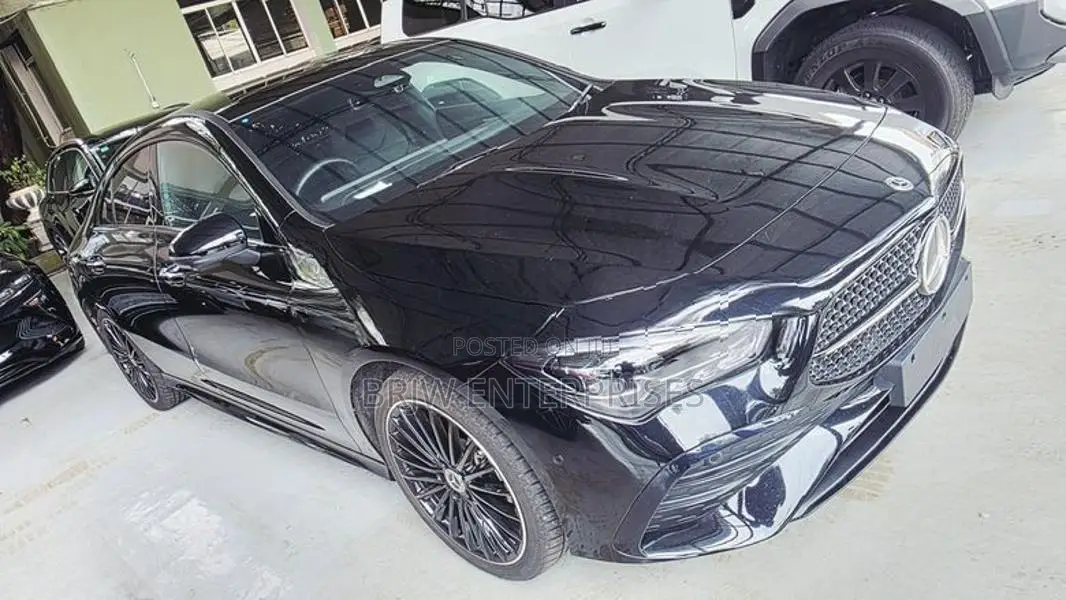 Mercedes Benz CLA 250 Amg Premium Plus 2025