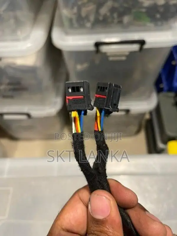 Genuine Audi Q2 Tailgate Dicky Electric Door Shocks Q3 Q5 Q7 A3 A5 A6