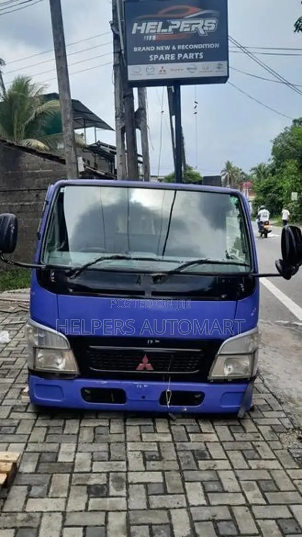 Mitsubishi Canter Crew Cab Cabin