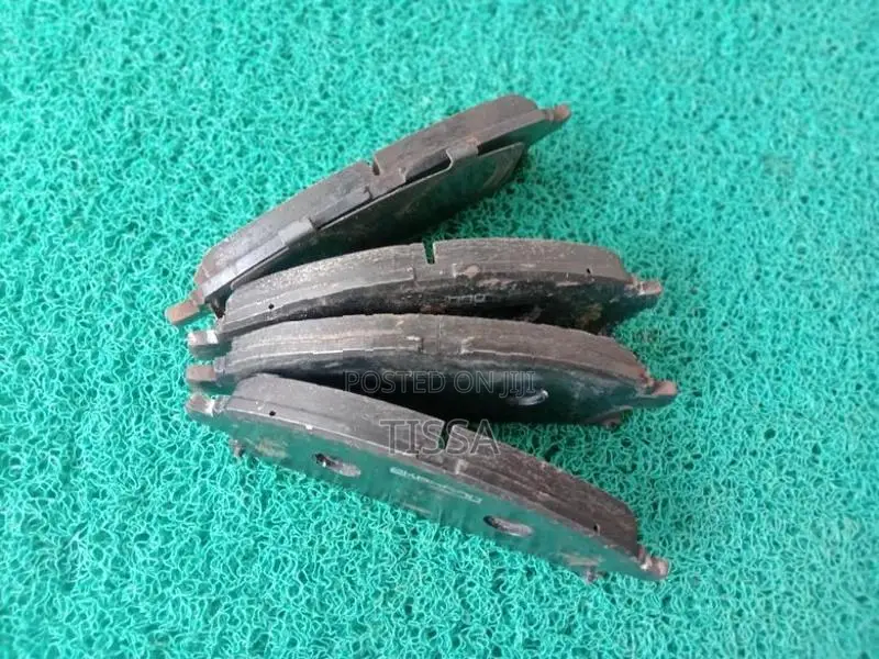 Nissan X Trail T30 Front Brake Pad Set