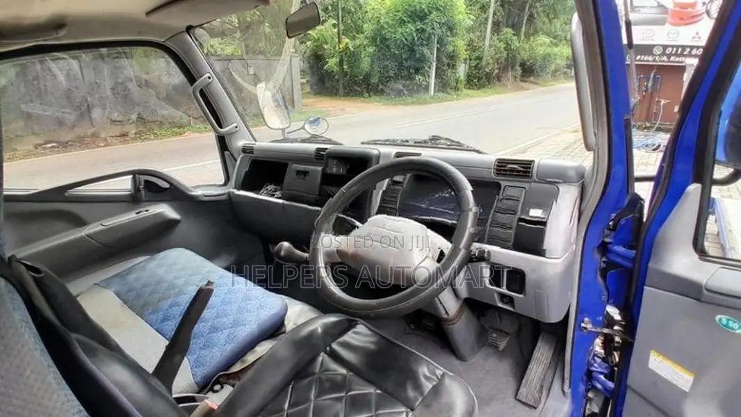 Mitsubishi Canter Crew Cab Cabin