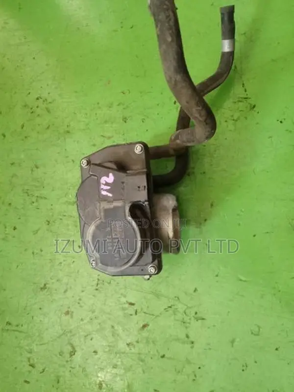Nissan Wingroad Y12 Throttle Body