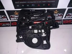 Toyota Prius W 30 Tool Box