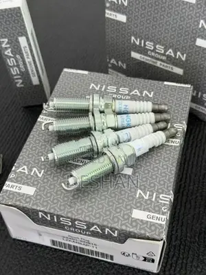 Nissan genuine spark plug tiida nv200 x trail