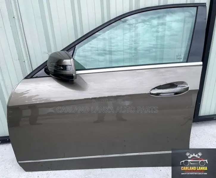 BENZ W212 E250 2011 Front (L) Passenger Door Complete