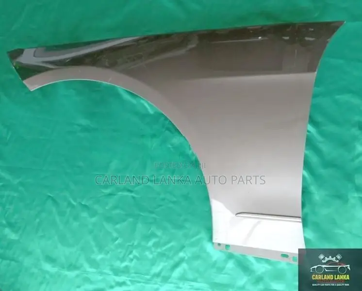 BENZ E250 W212 2011 Fender