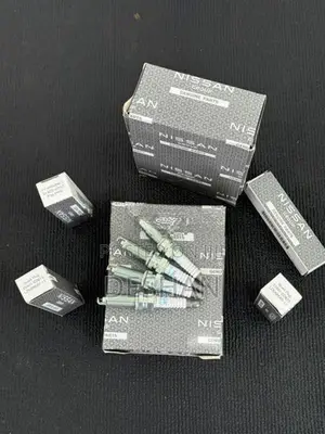 Nissan genuine spark plug tiida nv200 x trail