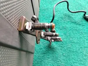 Nissan X Trail T30 QR20 Injector Rail