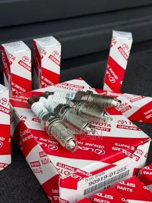 Toyota spark plugs prado 120 Kdh petrol 1TR engine
