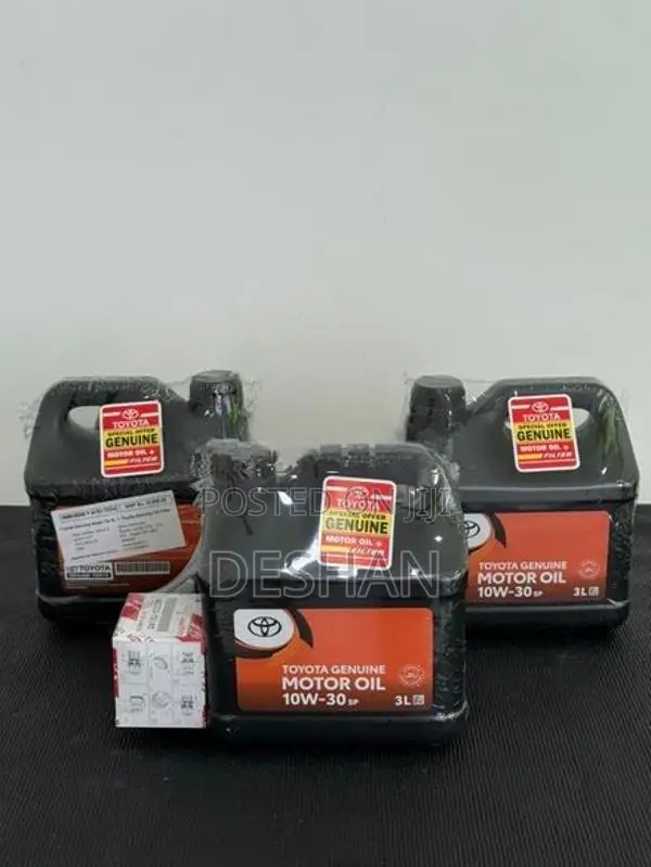 Toyota vitz service pack genuine 10w30 3l -with filter