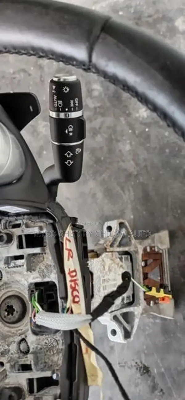 Land Rover Discovery 5 Multi Functional Steering with Column Parts