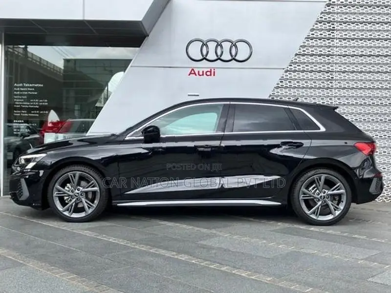 Audi A3 Sportback S-LINE 2024