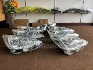 Toyota Aqua Head Lights