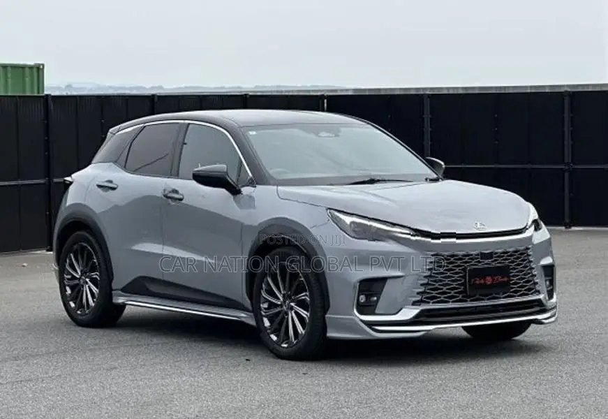 Lexus LBX Cool 2024