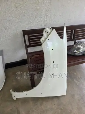 Toyota fortuner Fender