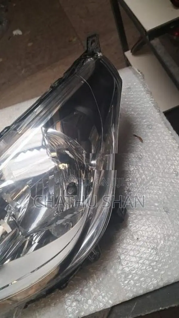 Nissan Dayz Head Light