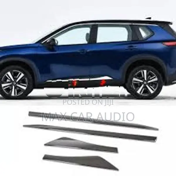 Nissan X-Trail Door Body Side Molding