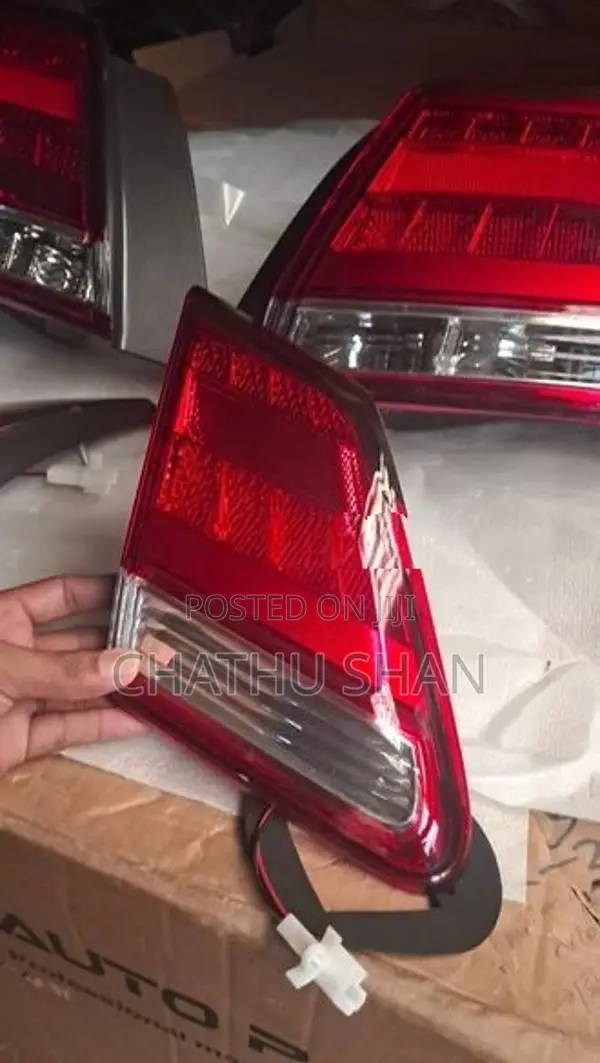 Toyota Premio 260 2018 Tail Lights