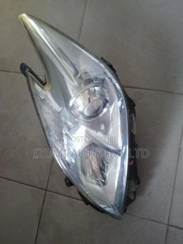 Toyota Prius 30 Left Head Light