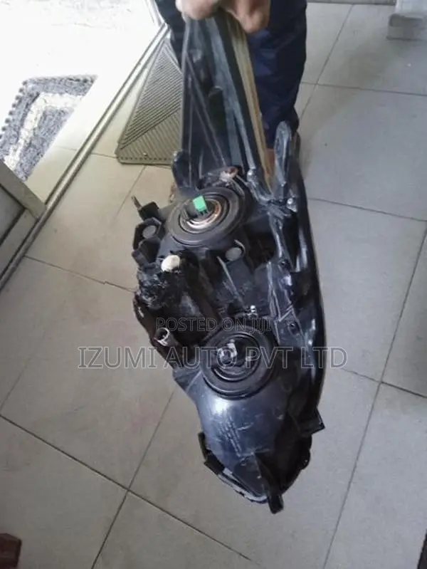 Toyota Prius 30 Left Head Light