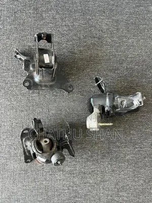 Noah Voxy Esquire Engine Mount Gearbox