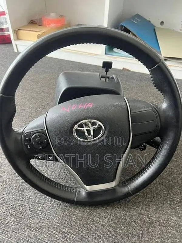 Noah Voxy Esquire Steering Wheel