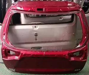 Yaris Cross Dicky Door Panel
