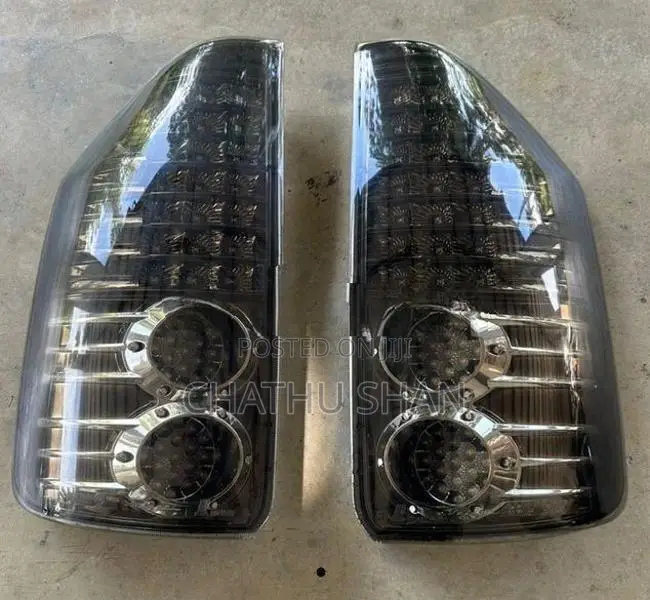 Noah Voxy 70 Jewel LED Tail Lights