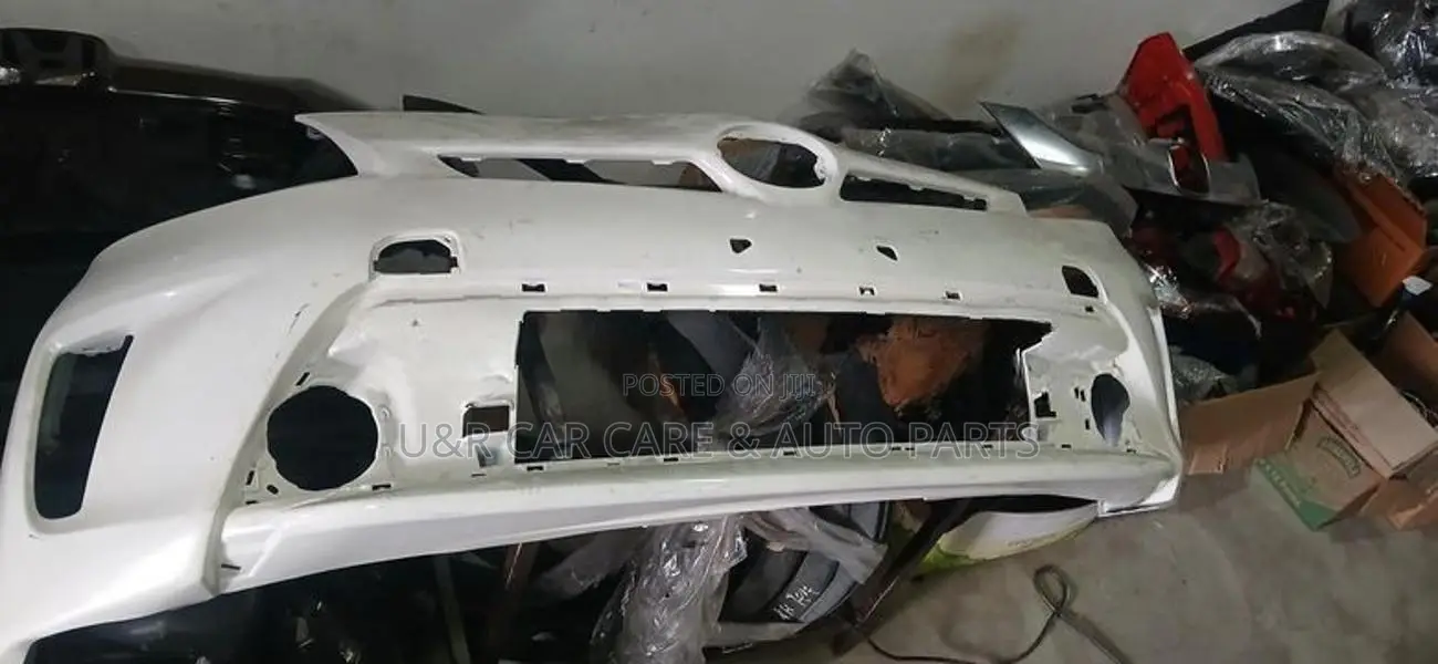 Toyota Prius 30 Front Buffer