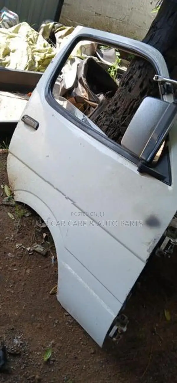 Toyota Hiace Dolphin Door with Side Mirror