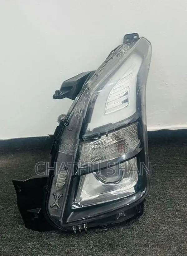 Suzuki Wagon R 55 Stingray Head Light