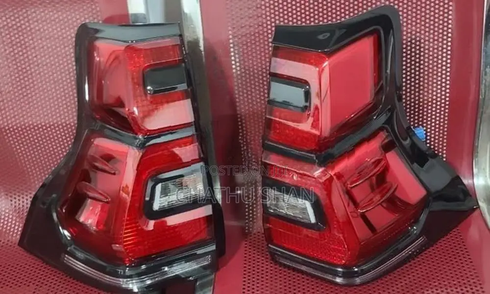 Land Cruiser Prado 150 Tail Light