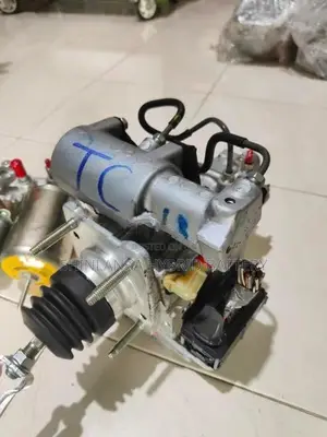 Toyota Aqua Abs Unit