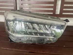 Toyota Raize Head Light