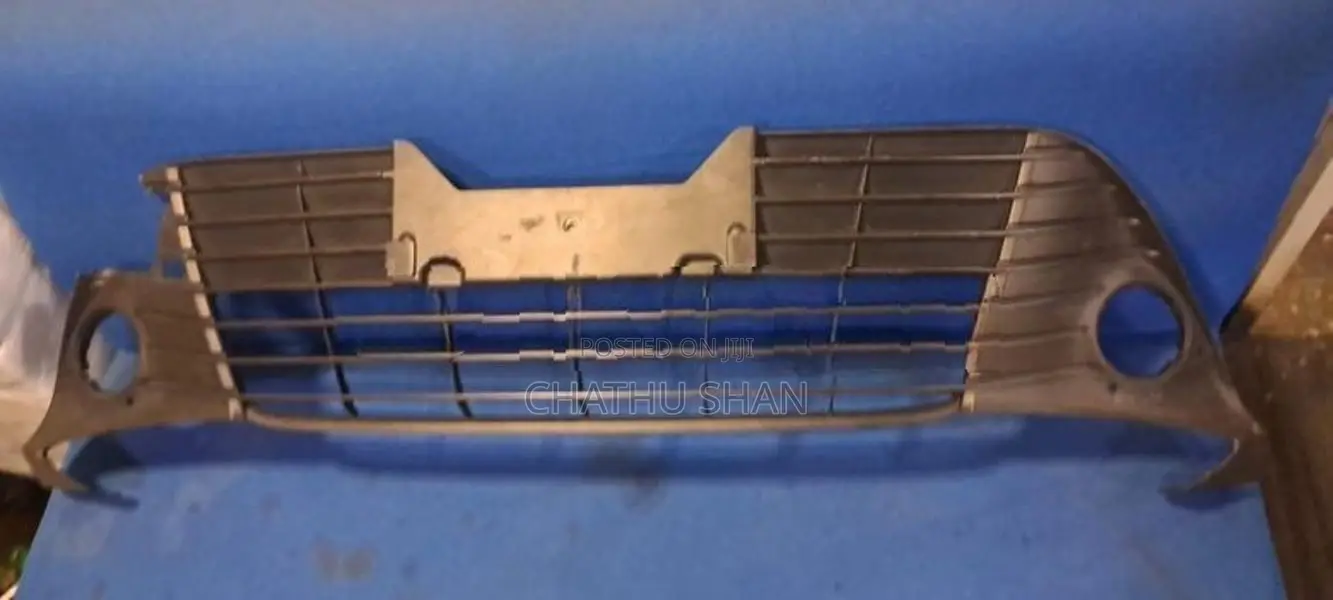 Toyota Vitz KSP130 Front Buffer Mesh