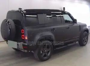 Land Rover Defender 110 HSE full petrol 2025