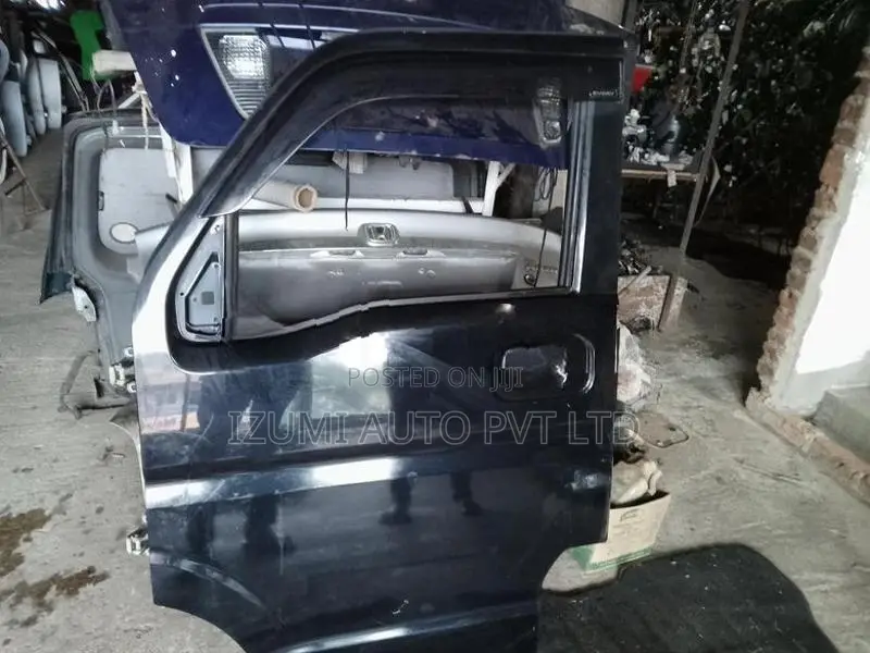 Suzuki Every DA17 Left Right Door Panel Set